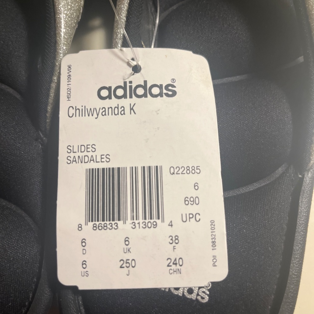 Adidas flip flops - Picture 5 of 5